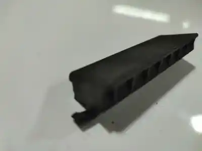 Pezzo di ricambio per auto di seconda mano plastica per ford focus iii 1.6 tdci riferimenti oem iam   