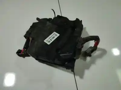 Peça sobressalente para automóvel em segunda mão caixa de fusíveis e relés por ford focus iii 1.6 tdci referências oem iam 18023