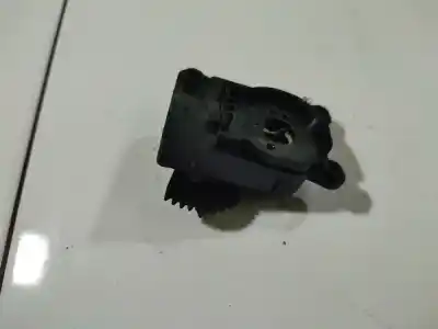 Peça sobressalente para automóvel em segunda mão motor de abertura da comporta de sofagem por ford focus iii 1.6 tdci referências oem iam   