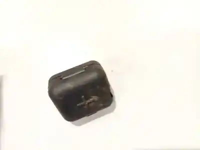 Second-hand car spare part plastics for bmw x5 (e53) 3.0 d oem iam references 12521439675  12521439677