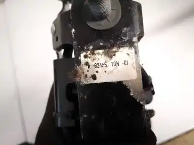 Автозапчастина б/у задній центральний гачок для honda cr-v iv (rm_) 1.6 i-dtec (re6) посилання на oem iam 82455t0n01  82455-t0n-01