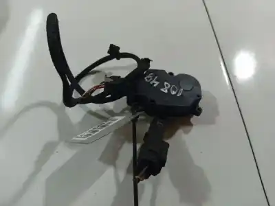 Peça sobressalente para automóvel em segunda mão motor de abertura da comporta de sofagem por ford focus iii 1.6 tdci referências oem iam 