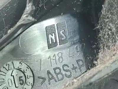 Pezzo di ricambio per auto di seconda mano plastica per bmw 1 (e81) 118 d riferimenti oem iam 7118492  7118492