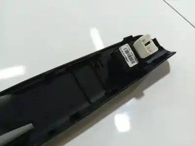 Pezzo di ricambio per auto di seconda mano plastica per kia cee'd fastback (ed) 1.4 riferimenti oem iam 823611h000  82361-1h000