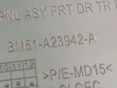 Pezzo di ricambio per auto di seconda mano rivestimento porta anteriore destro per ford focus iii 1.6 tdci riferimenti oem iam bm51a23942a  bm51-a23942-a