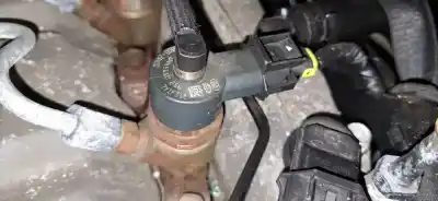 Peça sobressalente para automóvel em segunda mão injetor por kia cee'd fastback (ed) 1.6 crdi 115 referências oem iam 0445110256  