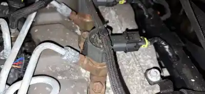 Peça sobressalente para automóvel em segunda mão injetor por kia cee'd fastback (ed) 1.6 crdi 115 referências oem iam 0445110256