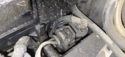 Pezzo di ricambio per auto di seconda mano iniettore per peugeot 207/207+ (wa_, wc_) 1.4 hdi riferimenti oem iam 0445110252  