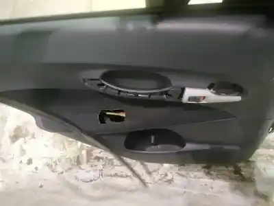 Pezzo di ricambio per auto di seconda mano rivestimento porta anteriore sinistro per toyota auris (_e15_) 1.4 d-4d (nde150_) riferimenti oem iam 