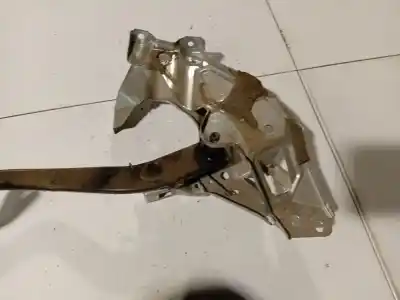 Peça sobressalente para automóvel em segunda mão pedal da embreagem por bmw 3 (e30) m3 2.3 referências oem iam   