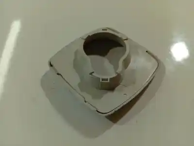 Pezzo di ricambio per auto di seconda mano plastica per ford focus iii 1.6 tdci riferimenti oem iam 4m51n52004adw  4m51-n52004-adw