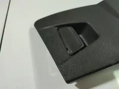 Pezzo di ricambio per auto di seconda mano plastica per ford focus iii 1.6 tdci riferimenti oem iam   