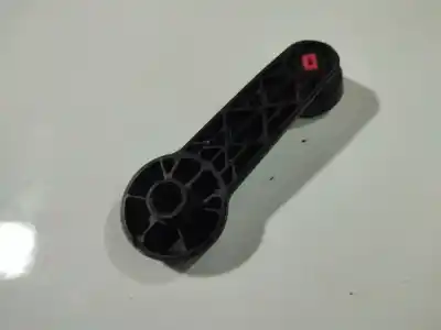 Peça sobressalente para automóvel em segunda mão manivela / manipulo do vidro dianteiro esquerdo por ford focus iii 1.6 tdci referências oem iam   