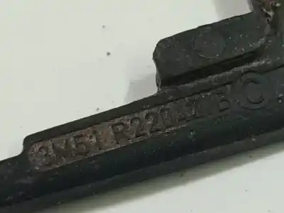 Pezzo di ricambio per auto di seconda mano pezzi vari per ford focus iii 1.6 tdci riferimenti oem iam 3m51r22044bc  3m51r22044 bc