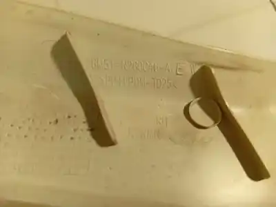 Pezzo di ricambio per auto di seconda mano plastica per ford focus iii 1.6 tdci riferimenti oem iam bm51n280c46aew  bm51-n280c46-a ew