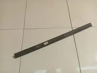 Peça sobressalente para automóvel em segunda mão plásticos por audi a2 (8z0) 1.4 referências oem iam 8z0853986