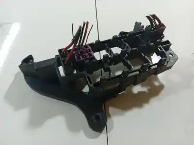 Second-hand car spare part fuse box unit for audi a2 (8z0) 1.4 oem iam references 8z1937503  8z1937503