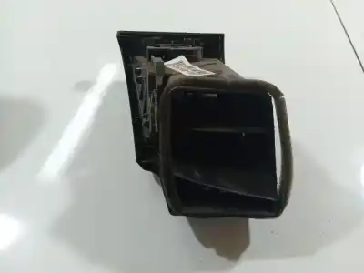 Pezzo di ricambio per auto di seconda mano griglia di aerazione per bmw 1 (e81) 118 d riferimenti oem iam 7059187  7 059 187, p0101171-39, p010117139