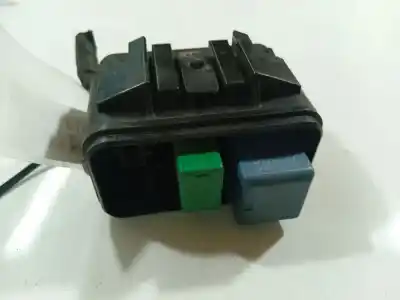 Peça sobressalente para automóvel em segunda mão caixa de fusíveis e relés por toyota ipsum (_m2_) 2.0 d (clm20_) referências oem iam 