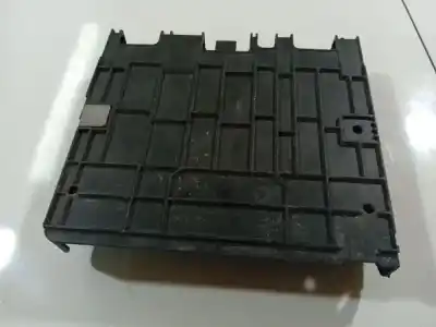 Peça sobressalente para automóvel em segunda mão suporte por peugeot 1007 (km_) 1.4 hdi referências oem iam 9653775780