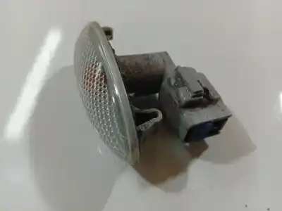 Peça sobressalente para automóvel em segunda mão farolim do lado direito por toyota auris (_e15_) 1.4 d-4d (nde150_) referências oem iam 12513  12513