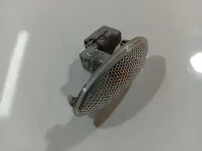 Peça sobressalente para automóvel em segunda mão farolim do lado direito por toyota auris (_e15_) 1.4 d-4d (nde150_) referências oem iam 12513  12513