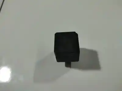 Pezzo di ricambio per auto di seconda mano relè per bmw 3 (e30) m3 2.3 riferimenti oem iam 7222b296zz