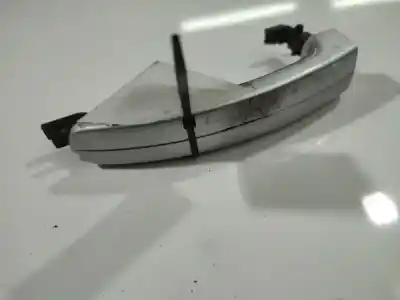 Peça sobressalente para automóvel em segunda mão puxador exterior frente direito por ford focus iii 1.6 tdci referências oem iam 