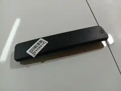 Peça sobressalente para automóvel em segunda mão plásticos por toyota ipsum (_m2_) 2.0 d (clm20_) referências oem iam 