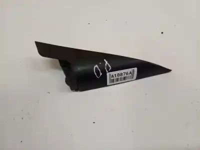 Peça sobressalente para automóvel em segunda mão plásticos por audi a2 (8z0) 1.4 referências oem iam 8z0867366a