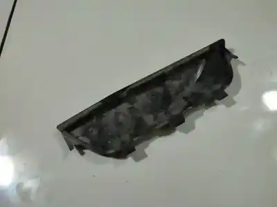 Pezzo di ricambio per auto di seconda mano plastica per bmw 1 (e81) 118 d riferimenti oem iam 51777117696  5177-7117696