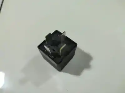 Pezzo di ricambio per auto di seconda mano relè per bmw 3 (e30) m3 2.3 riferimenti oem iam 13171881