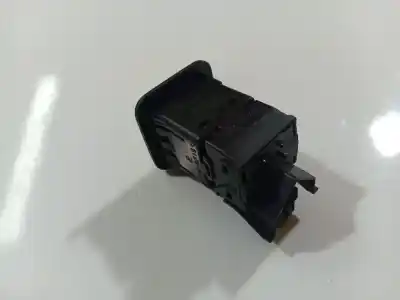 Second-hand car spare part switch for toyota auris (_e15_) 1.4 d-4d (nde150_) oem iam references 1682w72  168-2w72