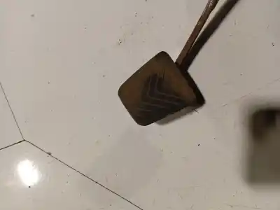 Second-hand car spare part clutch pedal for kia ceed (ed) 1.6 crdi 115 oem iam references   