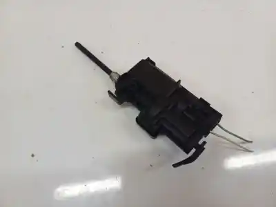 Автозапчастина б/у паливна зовнішня кришка двигуна для renault scénic ii (jm0/1_) 1.9 dci (jm0g, jm12, jm1g, jm2c) посилання на oem iam 8200305732  8200305732