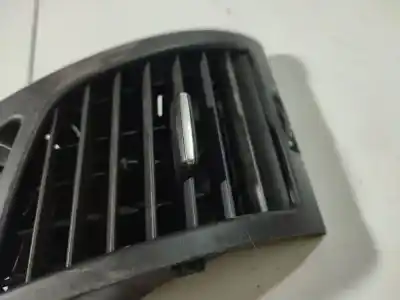 Second-hand car spare part air ventilation grille for bmw 1 (e81) 118 d oem iam references   