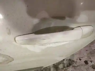 Pezzo di ricambio per auto di seconda mano maniglia esterna posteriore sinistra per peugeot 307 (3a/c) 1.6 hdi riferimenti oem iam 