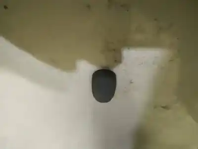 Peça sobressalente para automóvel em segunda mão plásticos por ford focus iii 1.6 tdci referências oem iam 