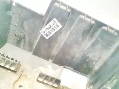 Автозапчастина б/у середній для renault scénic ii (jm0/1_) 1.9 dci (jm0g, jm12, jm1g, jm2c) посилання на oem iam 8200467409  