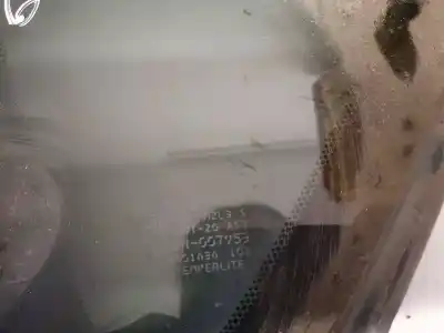 Автозапчастина б/у ліве задне скорівне скло для toyota rav 4 (a3) 2.2 turbodiesel cat посилання на oem iam as3  