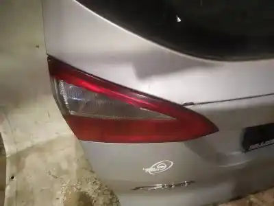 Peça sobressalente para automóvel em segunda mão farolim interior traseiro esquerdo por ford focus iii 1.6 tdci referências oem iam 