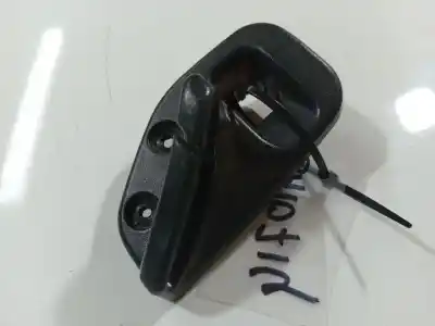 Peça sobressalente para automóvel em segunda mão plásticos por toyota avensis (_t25_) 2.2 d-cat (adt251_) referências oem iam 