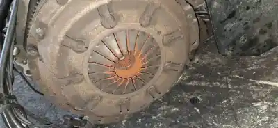 Pezzo di ricambio per auto di seconda mano kit frizione per audi a6 avant (c4) 2.5 tdi riferimenti oem iam 