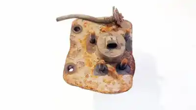 Second-hand car spare part rear left knuckle for opel combo 1.7 16v cdti oem iam references   