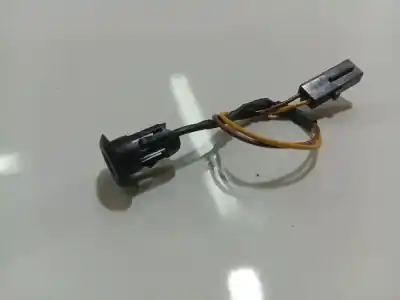 Pezzo di ricambio per auto di seconda mano interruttore per skoda superb ii (3t4) 1.9 tdi riferimenti oem iam   