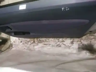 Peça sobressalente para automóvel em segunda mão forra / revestimento da porta dianteira direita por peugeot 1007 (km_) 1.4 hdi referências oem iam 