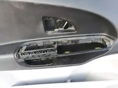 Second-hand car spare part left front door trim for kia cee'd fastback (ed) 1.6 crdi 115 oem iam references   