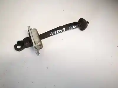 Tweedehands auto-onderdeel scharnier voor chevrolet captiva 2.4 cat oem iam-referenties 