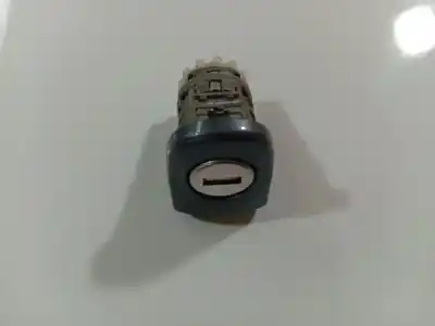 Second-hand car spare part left front door lock for audi a2 (8z0) 1.4 oem iam references   