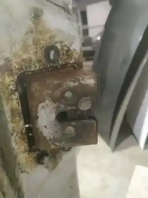 Peça sobressalente para automóvel em segunda mão fechadura do mala por toyota ipsum (_m2_) 2.0 d (clm20_) referências oem iam 
